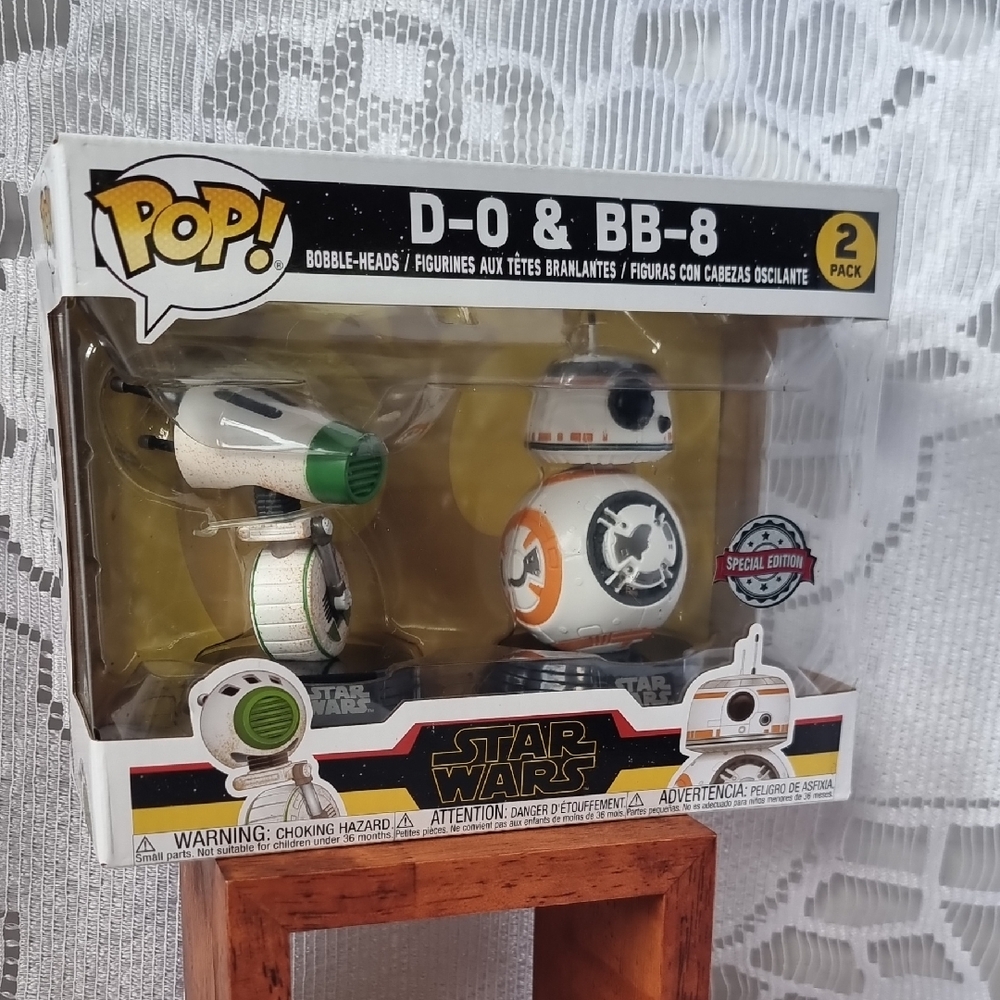 Funko Pop! Star Wars D-O & BB-8 Bobble-Head Collectible Figures 2 Pack